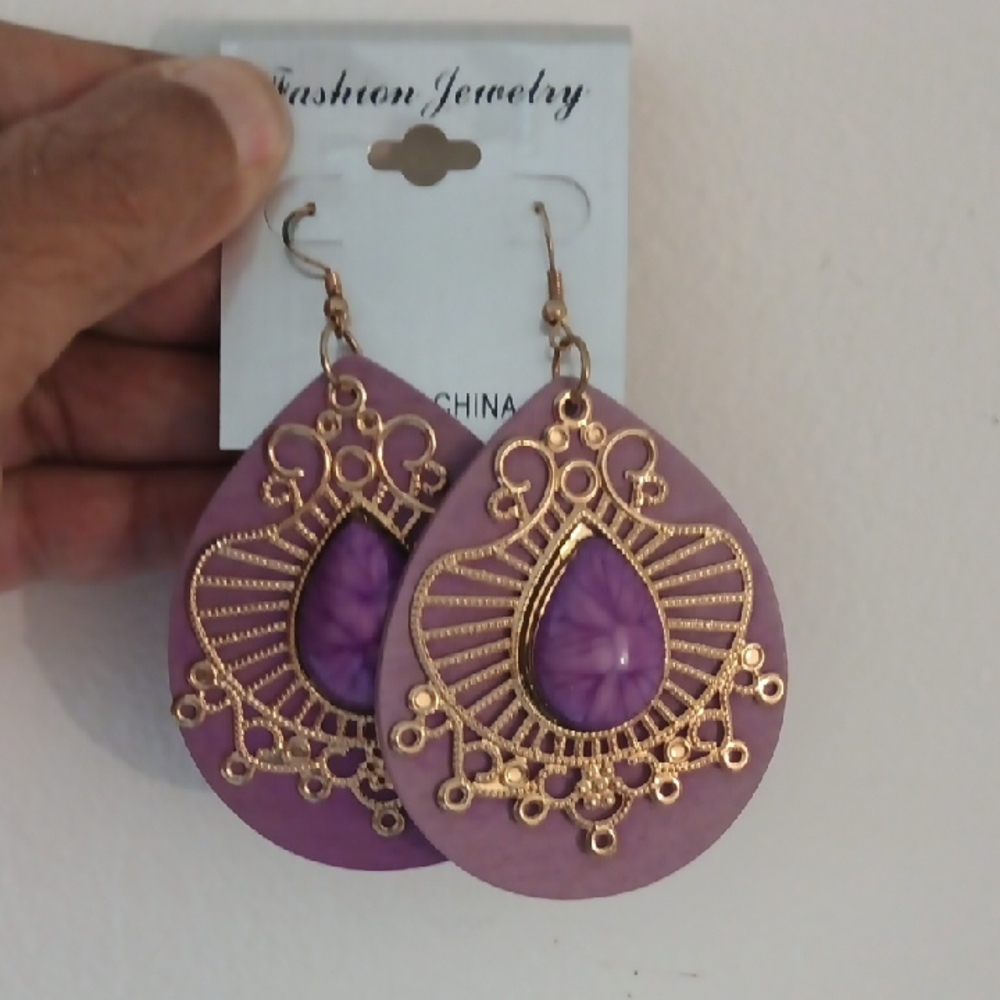 Source Unknown Purple and Gold Filigree Earrings